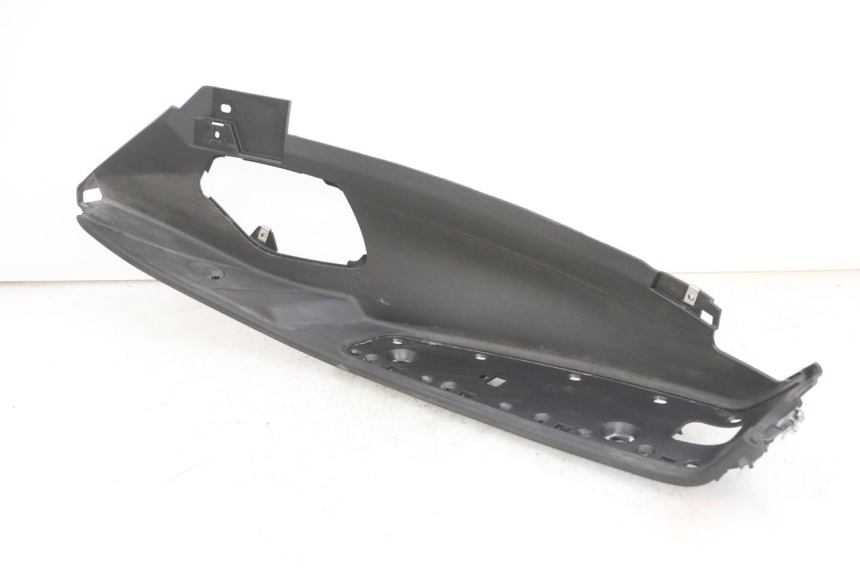 photo de CARENA PEDANA DESTRA PIAGGIO MP3 500 (2016 - 2018) - Vista principale