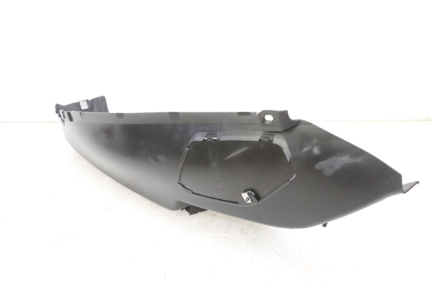 photo de MARCHE PIED DESTRO PIAGGIO MP3 RL 250 (2006 - 2010) - Vista d'insieme del prodotto