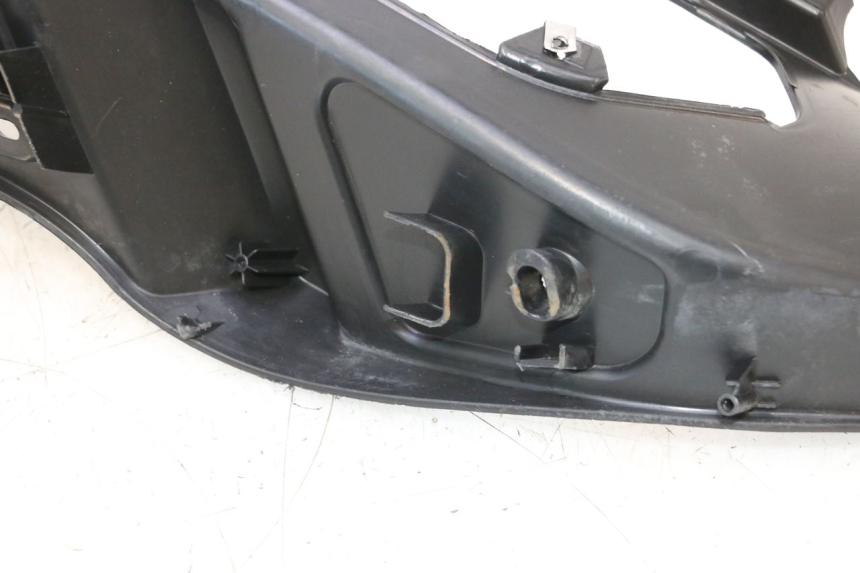 photo de MARCHE PIED DESTRO PIAGGIO MP3 RL 250 (2006 - 2010) - Altra angolazione