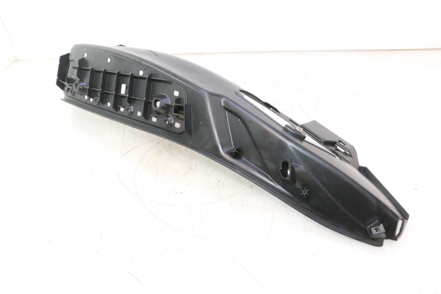 photo de CARENA PEDANA DESTRA PIAGGIO MP3 500 (2016 - 2018) - Ricambio usato controllato