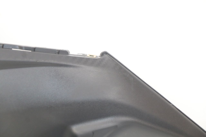 photo de MARCHE PIED DESTRO SYM ORBIT III 3 4T 50 (2018 - 2021) - Stato della superficie e materiale