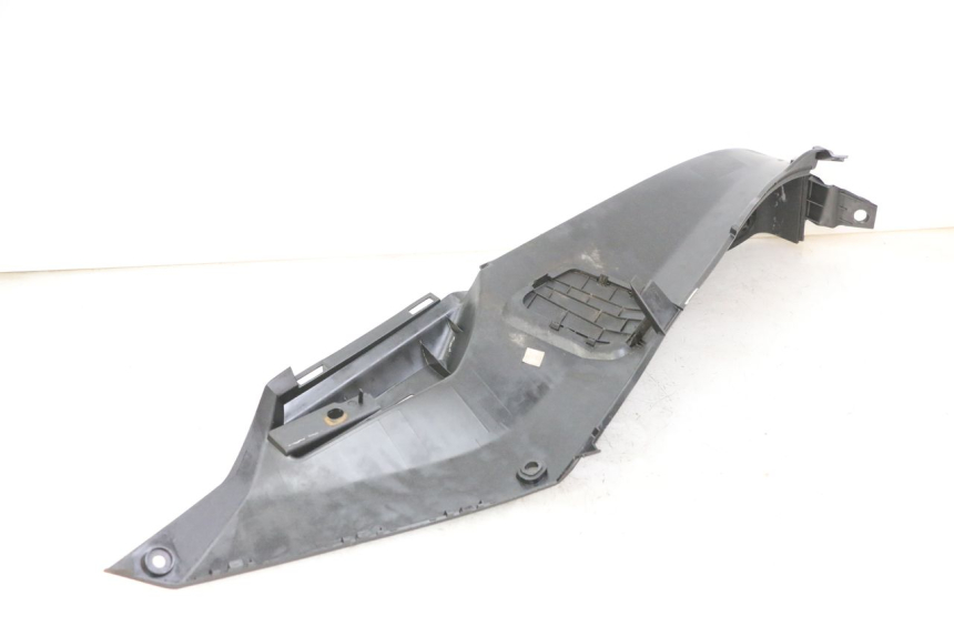 photo de Pedana destra PEUGEOT SATELIS 125 (2013 - 2018) - Zoom sullo stato d'uso