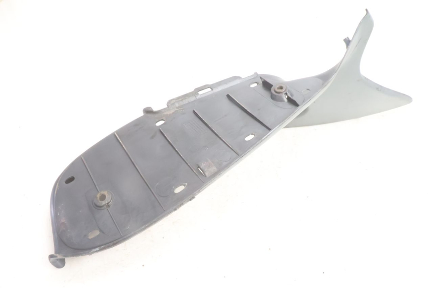 photo de CARENA PEDANA DESTRA GILERA RUNNER SP 50 (2002 - 2004) - Stato della superficie e materiale