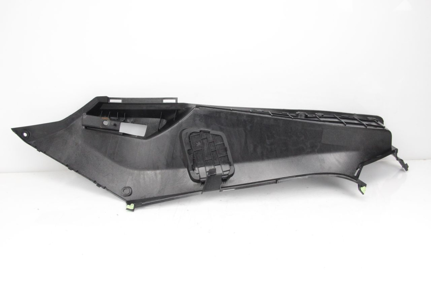 photo de Pedana destra PEUGEOT SATELIS 125 (2013 - 2018) - Primo piano tecnico