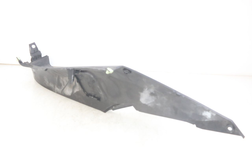 photo de MARCHE PIED DESTRO PEUGEOT SATELIS 125 (2006 - 2009) - Altra angolazione