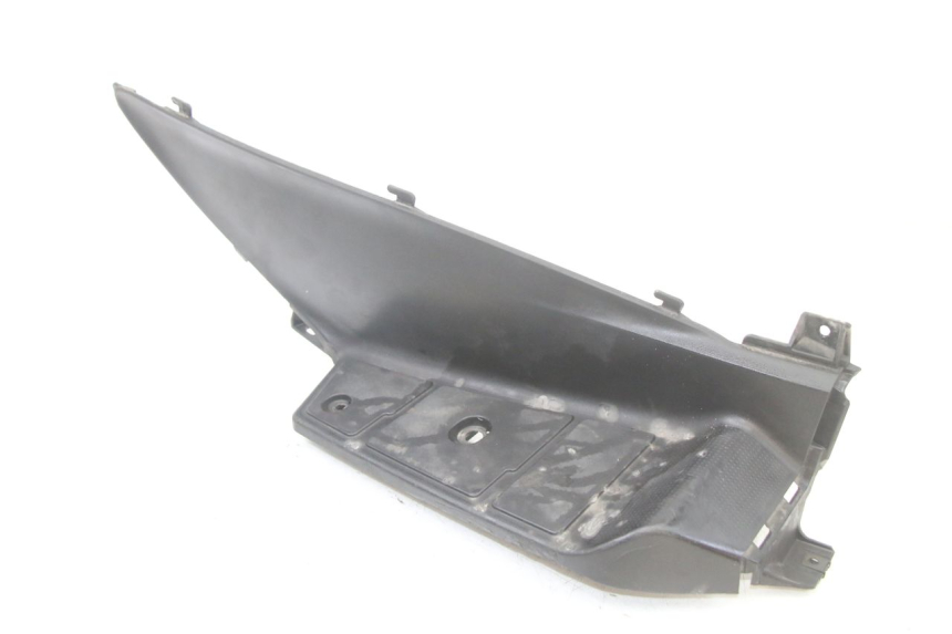 photo de CARENA PEDANA DESTRA SUZUKI BURGMAN 125 (2015 - 2017) - Dettaglio del componente