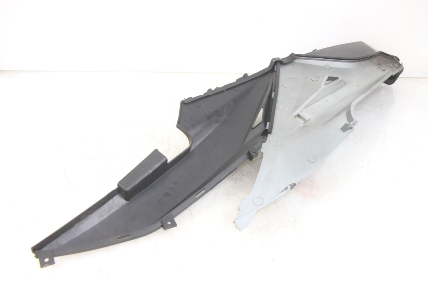 photo de CARENA PEDANA DESTRA KYMCO X-CITING XCITING 400 (2014 - 2018) - Zoom sullo stato d'uso