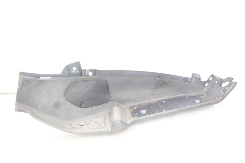 photo de MARCHE PIED DESTRO PIAGGIO X8 125 (2004 - 2007) - Vista principale