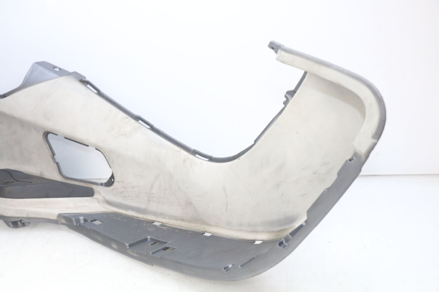 photo de MARCHE PIED DESTRO PIAGGIO X9 EVOLUTION 250 (2003 - 2007) - Stato della superficie e materiale