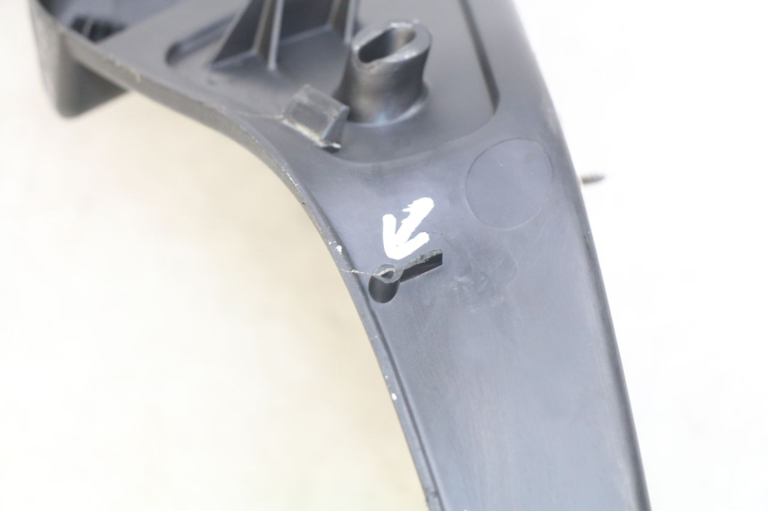 photo de MARCHE PIED DESTRO PIAGGIO XEVO - X EVO 125 (2007 - 2017) - Zoom sullo stato d'uso