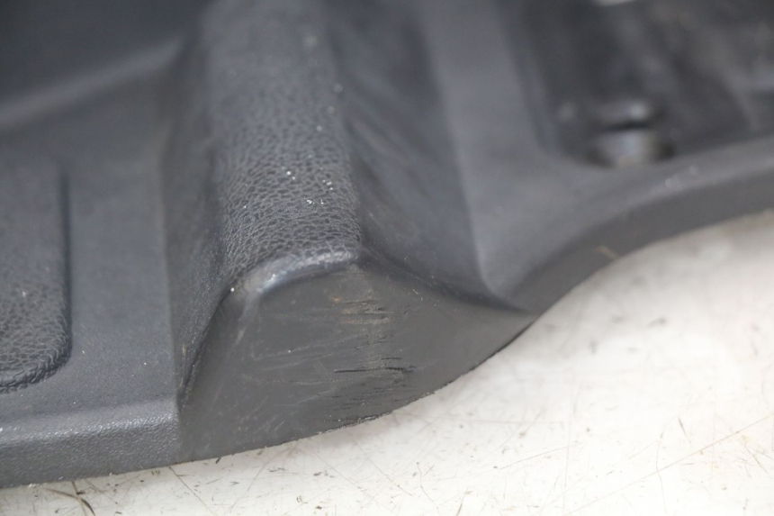 photo de MARCHE PIED DESTRO PIAGGIO XEVO - X EVO 125 (2007 - 2017) - Ricambio usato controllato