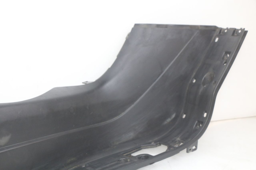 photo de MARCHE PIED DESTRO YAMAHA YP MAJESTY 400 (2004 - 2008) - Altra vista dell'articolo