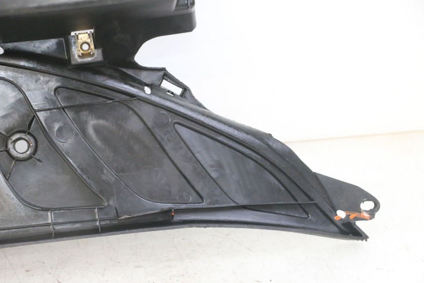 photo de PEDANA PEUGEOT ELYSEO 125 (1999 - 2004) - Zoom sui componenti