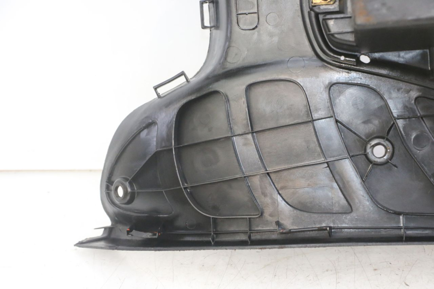 photo de PEDANA PEUGEOT ELYSEO 125 (1999 - 2004) - Primo piano ad alta risoluzione