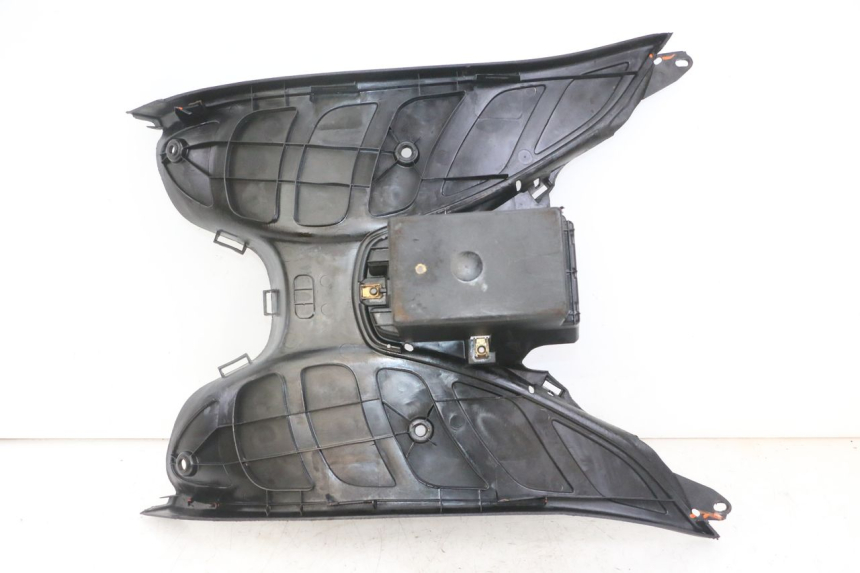 photo de PEDANA PEUGEOT ELYSEO 125 (1999 - 2004) - Focus sulla struttura