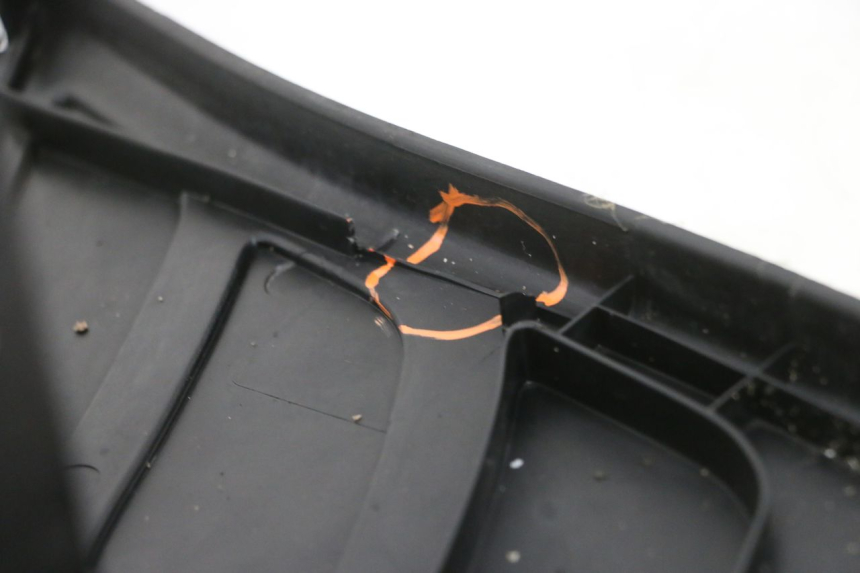 photo de PEDANA PEUGEOT ELYSEO 125 (1999 - 2004) - Ispezione visiva dettagliata