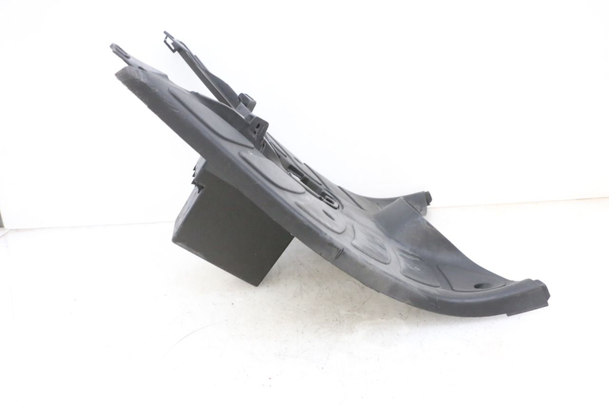 photo de PEDANA PEUGEOT ELYSEO 125 (1999 - 2004) - Primo piano tecnico