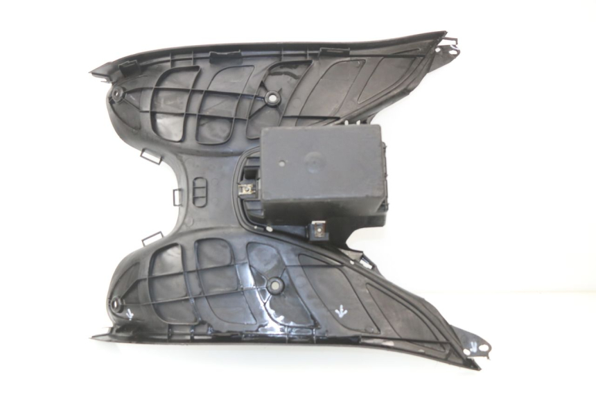 photo de Pedana PEUGEOT ELYSEO 50 (1998 - 2001) - Stato della superficie e materiale