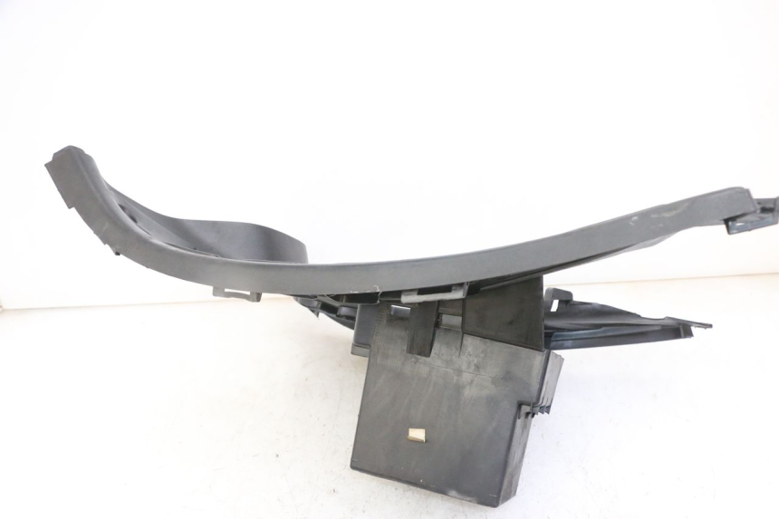 photo de CARENA PEDANA PEUGEOT ELYSTAR 125 (2002 - 2007) - Altra angolazione