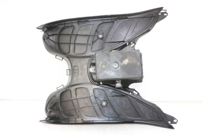 photo de CARENA PEDANA PEUGEOT ELYSTAR 125 (2002 - 2007) - Vista d'insieme del prodotto