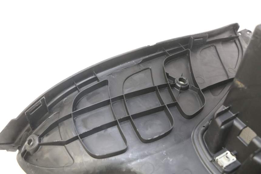 photo de PEDANA PEUGEOT ELYSTAR 50 (2002 - 2014) - Zoom sullo stato d'uso