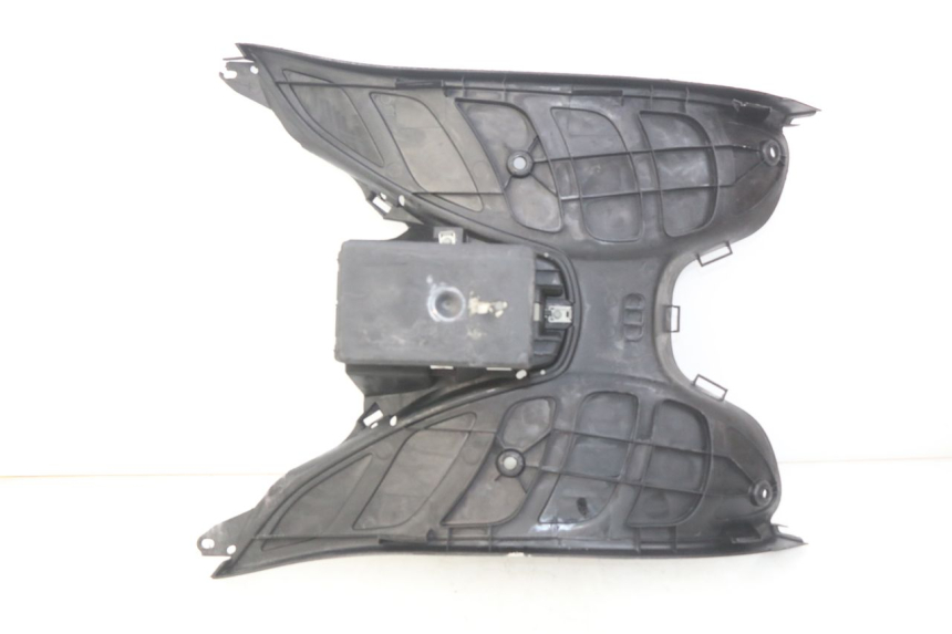 photo de PEDANA PEUGEOT ELYSTAR 50 (2002 - 2014) - Dettagli dei punti di fissaggio