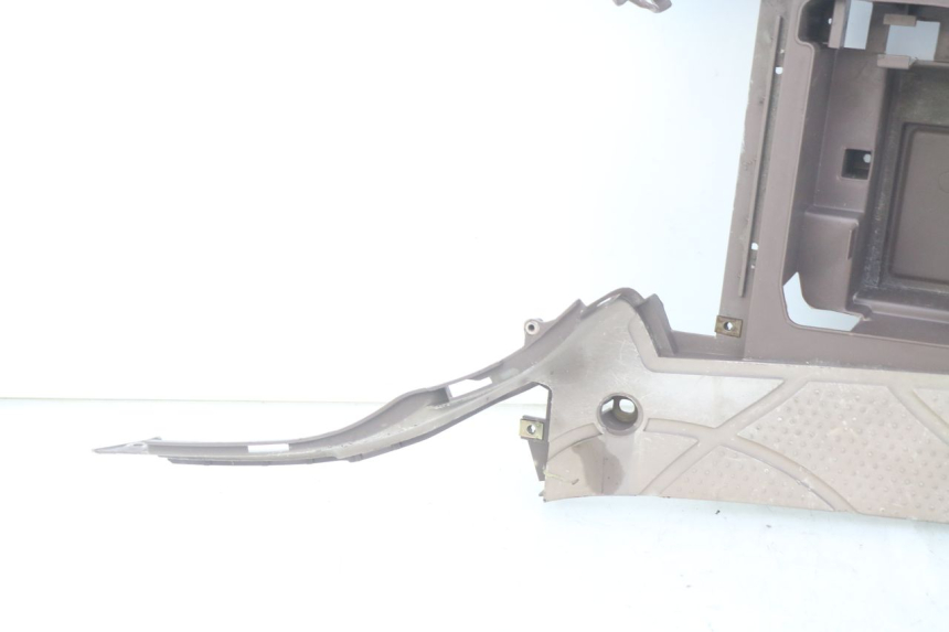 photo de PEDANA SYM FIDDLE 2 125 (2010 - 2013) - Zoom sui componenti