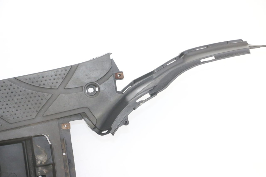 photo de CARENA PEDANA SYM FIDDLE 2 S 125 (2012 - 2014) - Caratteristiche distintive