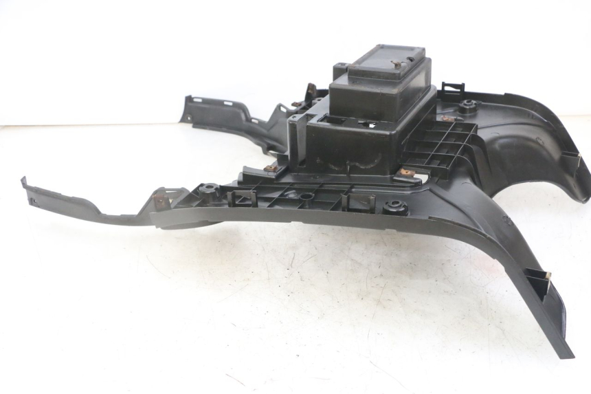 photo de CARENA PEDANA SYM FIDDLE 2 S 125 (2012 - 2014) - Primo piano tecnico