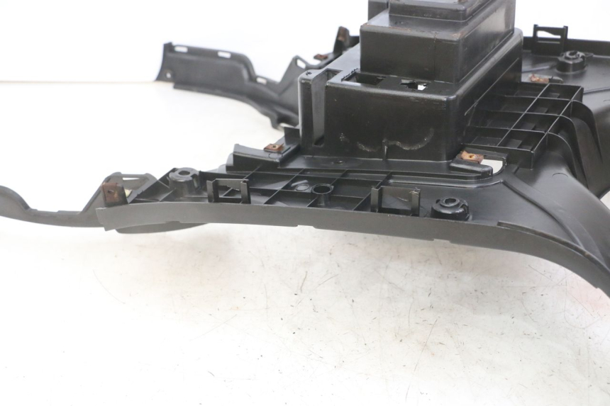 photo de CARENA PEDANA SYM FIDDLE 2 S 125 (2012 - 2014) - Vista d'insieme del prodotto