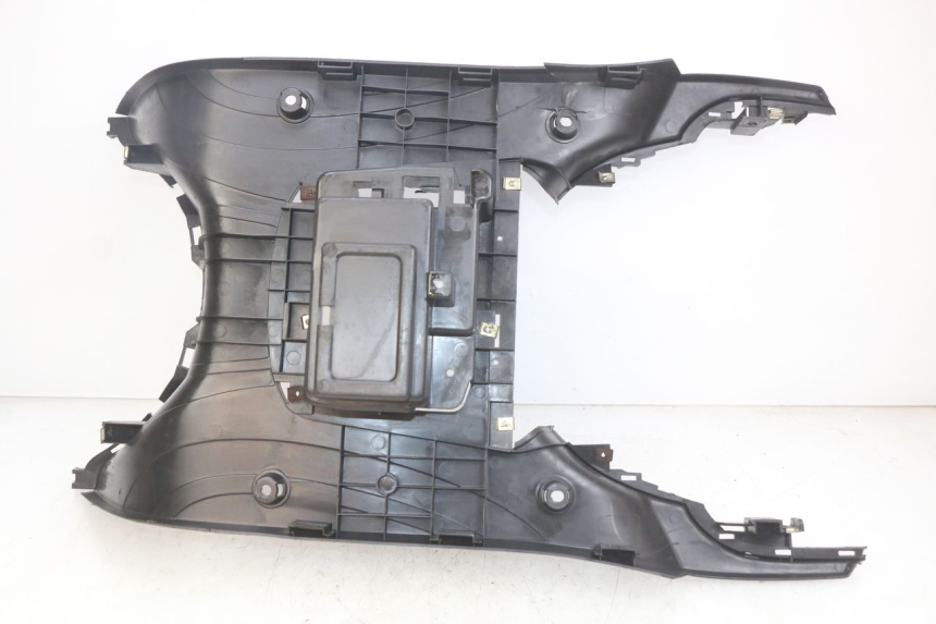 photo de PEDANA SYM FIDDLE 3 III 125 (2014 - 2020) - Dettagli dei punti di fissaggio