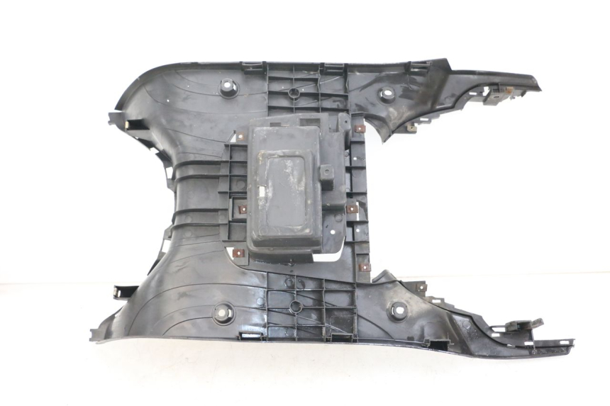 photo de CARENA PEDANA SYM FIDDLE 3 III 50 (2014 - 2020) - Caratteristiche distintive