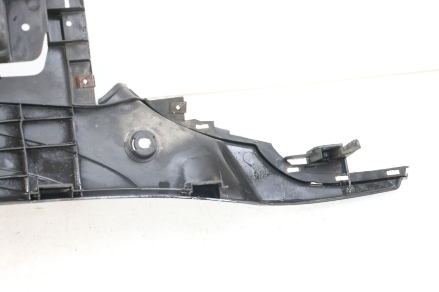 photo de CARENA PEDANA SYM FIDDLE 3 III 50 (2014 - 2020) - Marcature e riferimenti originali