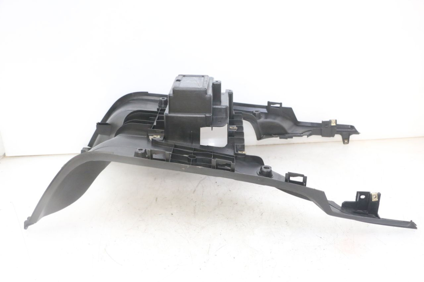 photo de CARENA PEDANA SYM FIDDLE 3 III 50 (2014 - 2020) - Altra angolazione