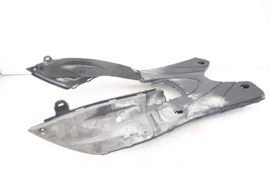 photo de PEDANA MBK FLAME X 125 (2004 - 2007) - Dettagli dei punti di fissaggio