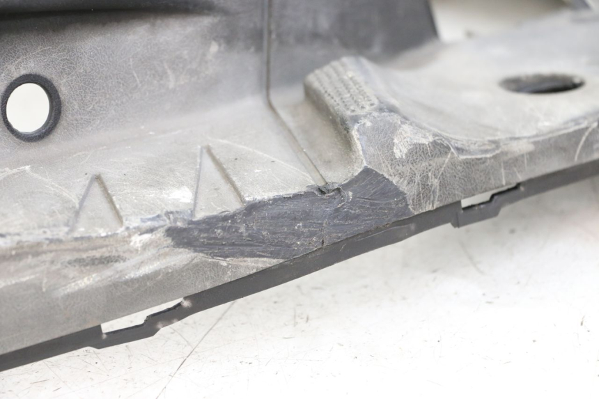 photo de CARENA PEDANA MBK FLAME X 125 (2007 - 2016) - Altra vista dell'articolo