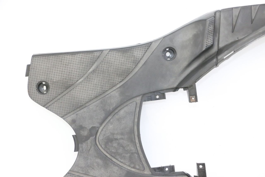 photo de CARENA PEDANA MBK FLAME X 125 (2007 - 2016) - Angolazione alternativa