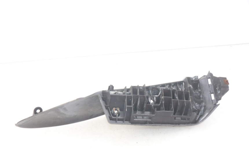 photo de PEDANA SINISTRA SUZUKI BURGMAN 125 (2007 - 2014) - Dettaglio del componente