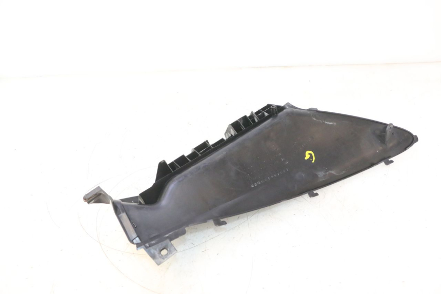 photo de PEDANA SINISTRA SUZUKI BURGMAN 125 (2007 - 2014) - Dettaglio del componente