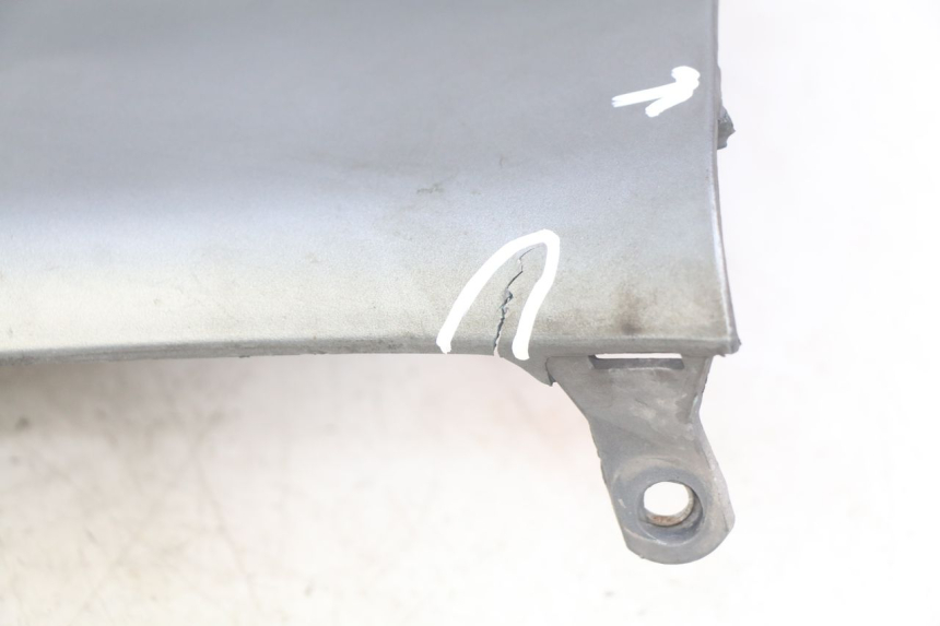 photo de PEDANA SINISTRA BMW C1 125 (2000 - 2003) - Zoom sullo stato d'uso