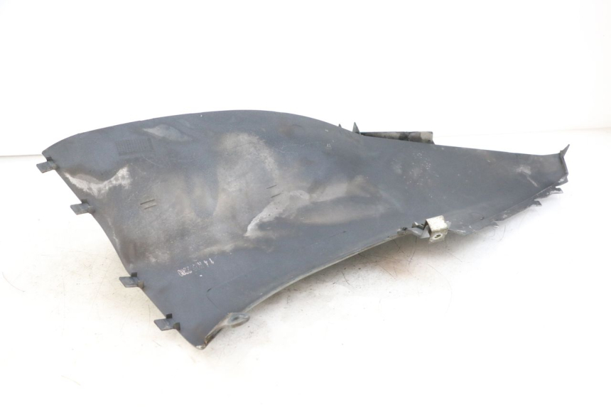 photo de PEDANA SINISTRA BMW C1 125 (2000 - 2003) - Zoom sullo stato d'uso