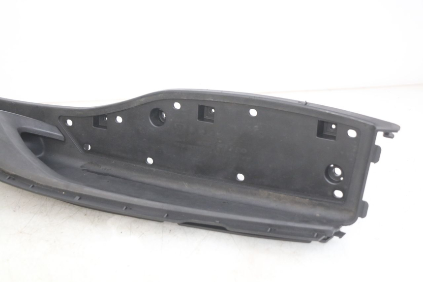 photo de PEDANA SINISTRA KYMCO DOWNTOWN ABS 125 (2015 - 2017) - Primo piano tecnico