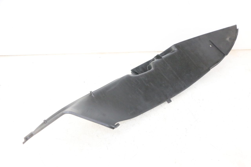 photo de CARENA PEDANA SINISTRA PEUGEOT ELYSEO 125 (1999 - 2004) - Zoom sullo stato d'uso