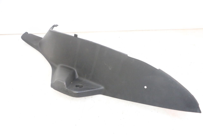 photo de CARENA PEDANA SINISTRA PEUGEOT ELYSEO 125 (1999 - 2004) - Stato della superficie e materiale