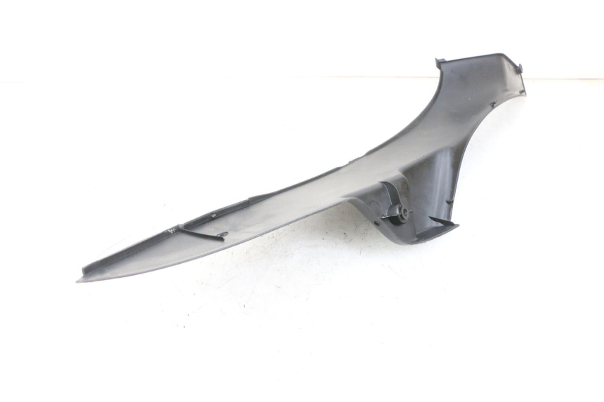 photo de CARENA PEDANA SINISTRA PEUGEOT ELYSEO 125 (1999 - 2004) - Primo piano tecnico