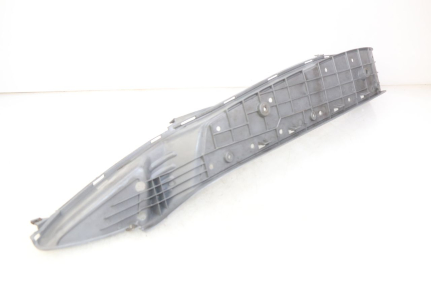 photo de PEDANA SINISTRA HONDA FES PANTHEON 2T 125 (1998 - 2002) - Zoom sullo stato d'uso