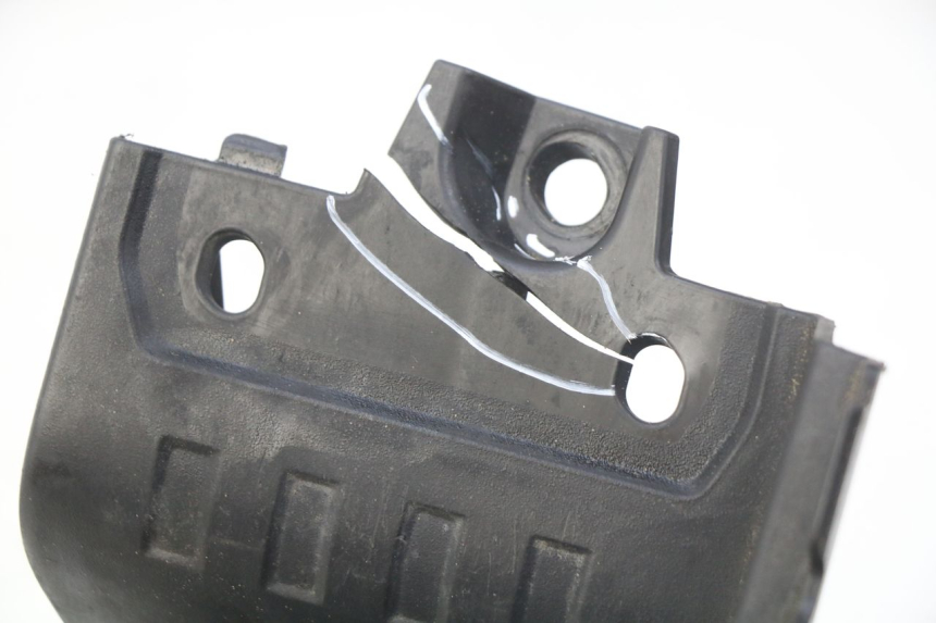 photo de PEDANA SINISTRA HONDA FORZA 125 (2015 - 2016) - Dettagli dei punti di fissaggio