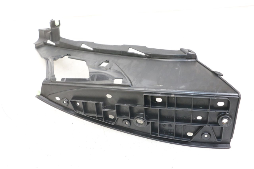 photo de CARENA PEDANA SINISTRA PEUGEOT GEOPOLIS RS 125 (2007 - 2009) - Primo piano tecnico