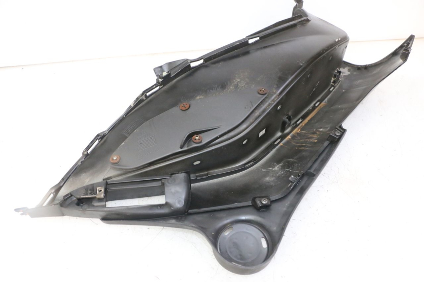 photo de CARENA PEDANA SINISTRA PIAGGIO IE MP3 YOURBAN 300 (2011 - 2016) - Ricambio usato controllato