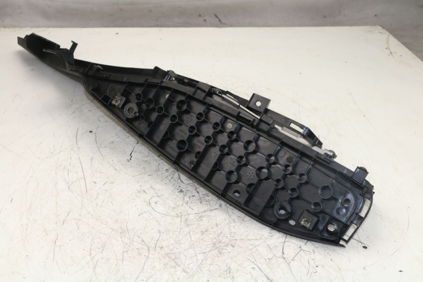 photo de Pedana sinistra KYMCO K-XCT 125 (2013 - 2017) - Dettaglio del componente